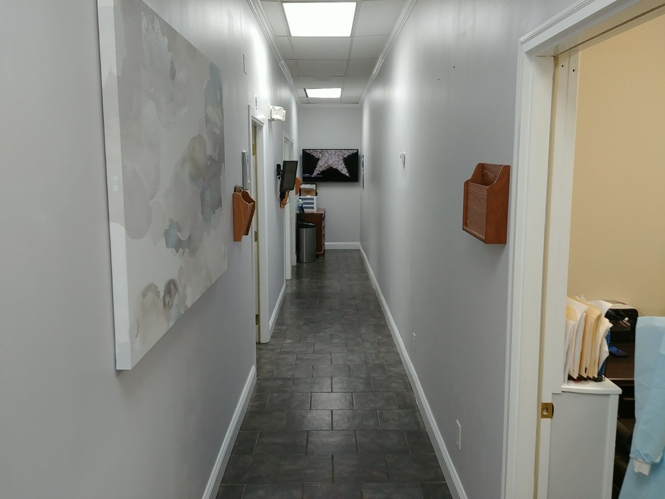 End cap suite